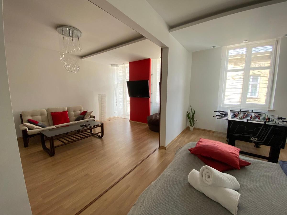 Sova Apartment Lviv Сenter Сity Экстерьер фото